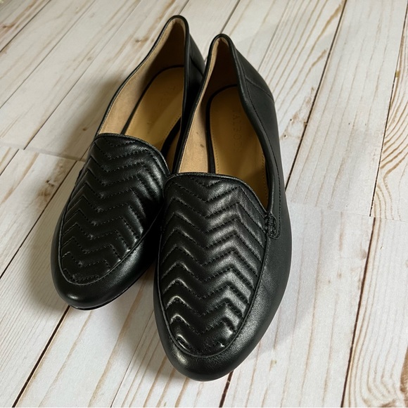 Talbots Shoes - Talbots Black Leather Loafer size 7